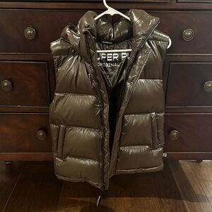 Aritzia Down Puffer Vest in Shiny Brown
